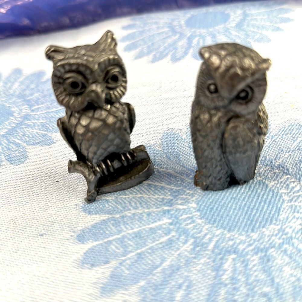 Vintage solid pewter owl made in the USA 2" tall